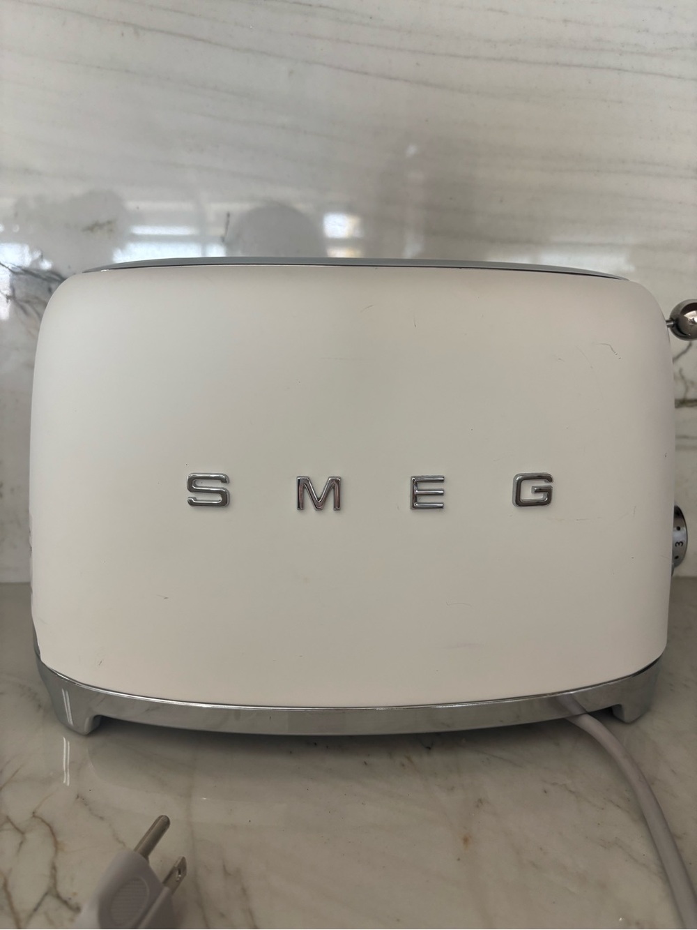 USED Smeg 2-Slice Toaster White Matte